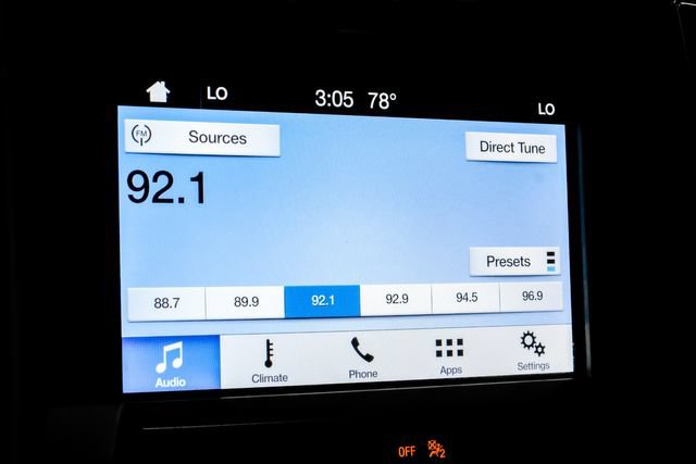 Used 2017 Ford F150 Lariat AWD/4WD image 36