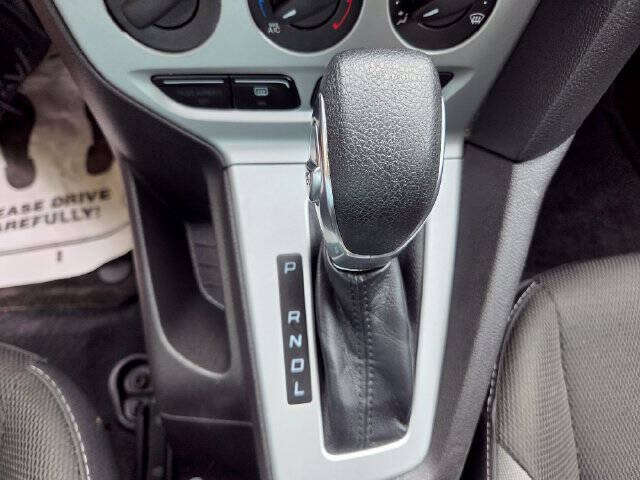 Used 2014 Ford Focus SE FWD image 31