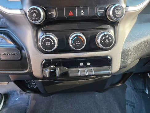 Used 2022 RAM 2500 Big Horn image 14