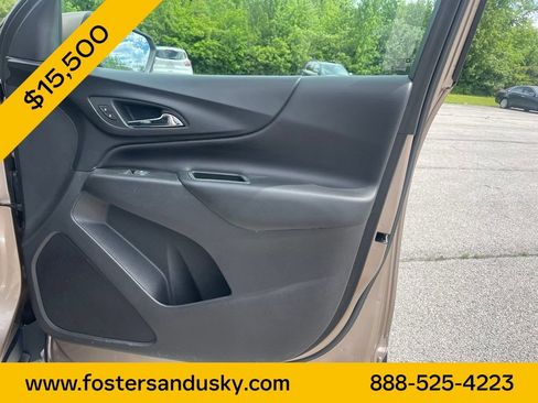 Used 2018 Chevrolet Equinox LT FWD image 19