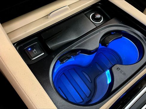 Used 2018 Mercedes-Benz GLS 450 4MATIC image 31