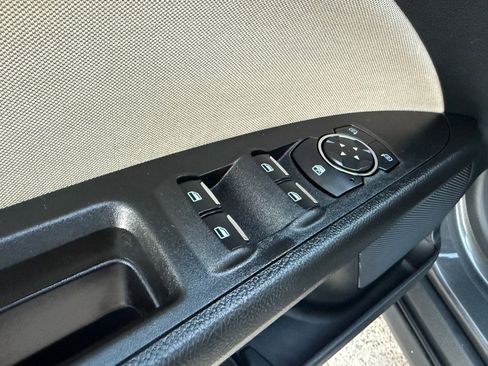 Used 2020 Ford Fusion S image 18