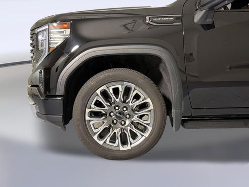 Used 2024 GMC Sierra 1500 Denali Ultimate AWD/4WD image 12