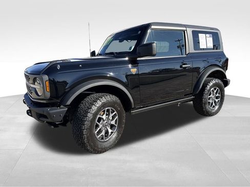 Used 2024 Ford Bronco Badlands image 1