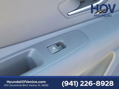 Certified 2024 Hyundai Elantra SEL FWD image 21