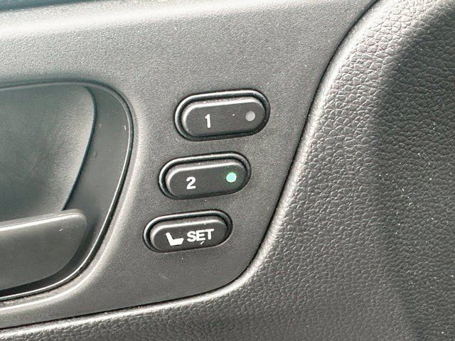 Used 2025 Honda Odyssey EX-L image 9