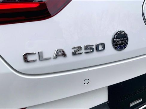 Certified 2024 Mercedes-Benz CLA 250 4MATIC image 8