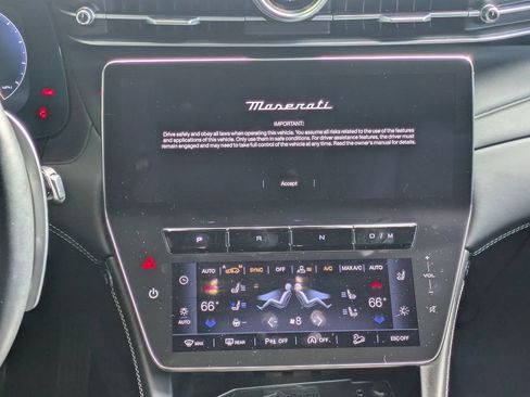 Used 2023 Maserati Grecale GT AWD/4WD image 17