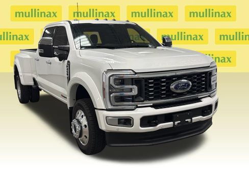 Used 2026 Ford F450 Platinum w/ Platinum Plus Package AWD/4WD image 2