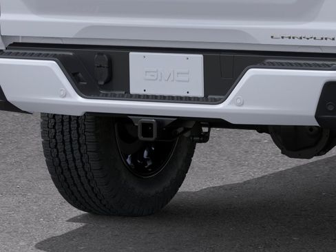 New 2026 GMC Canyon Denali AWD/4WD image 38