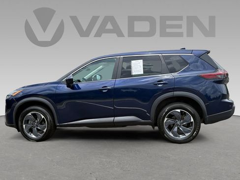 Used 2024 Nissan Rogue SV FWD image 7