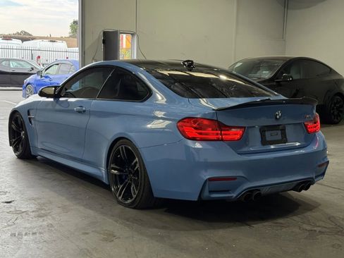 Used 2016 BMW M4 Coupe w/ Executive Package image 2
