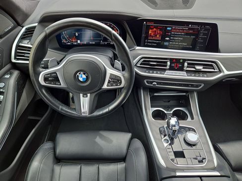 Used 2021 BMW X7 xDrive40i w/ M Sport Package AWD/4WD image 14
