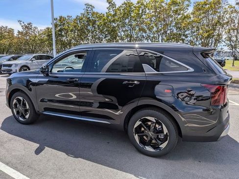 New 2026 Kia Sorento EX FWD image 6