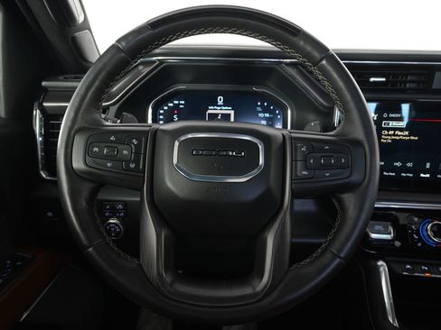 Used 2024 GMC Sierra 1500 Denali Ultimate AWD/4WD image 17