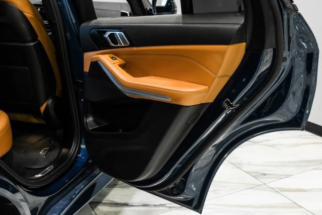 Used 2022 BMW X5 sDrive40i w/ M Sport Package RWD image 40