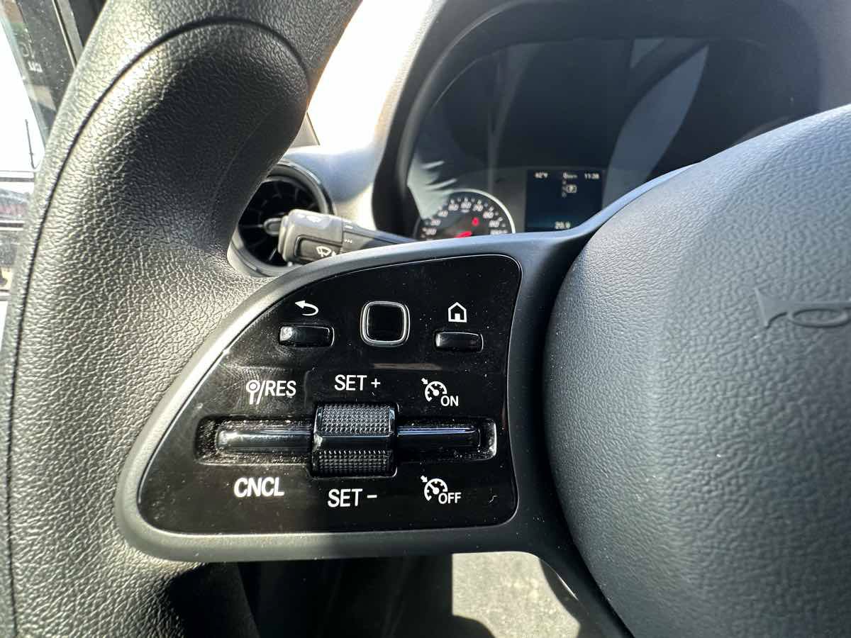 Used 2024 Mercedes-Benz Sprinter 2500 w/ Acoustic Package image 23