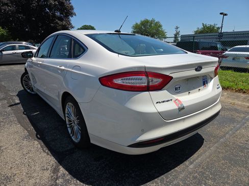 Used 2013 Ford Fusion SE FWD image 8