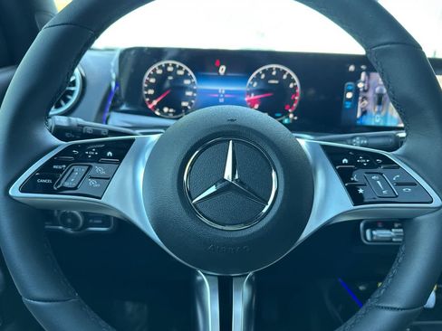 New 2026 Mercedes-Benz GLB 250 image 22