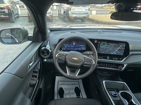 New 2026 Chevrolet Equinox LT image 26