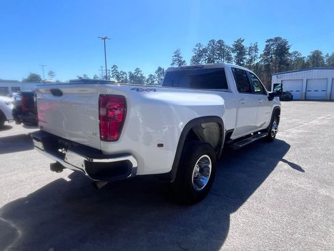 Used 2025 Chevrolet Silverado 3500 LT w/ Safety Package image 5