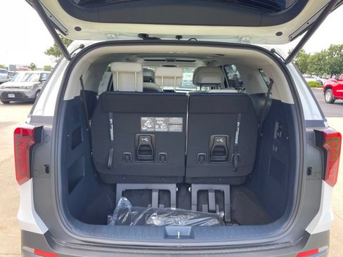 New 2027 Kia Carnival SX Prestige FWD image 16
