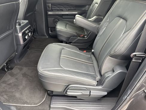 Used 2023 Ford Expedition Max Platinum image 25