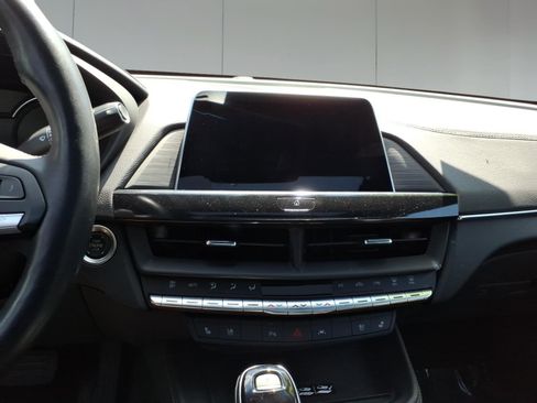 Used 2025 Cadillac CT4 Premium Luxury image 16