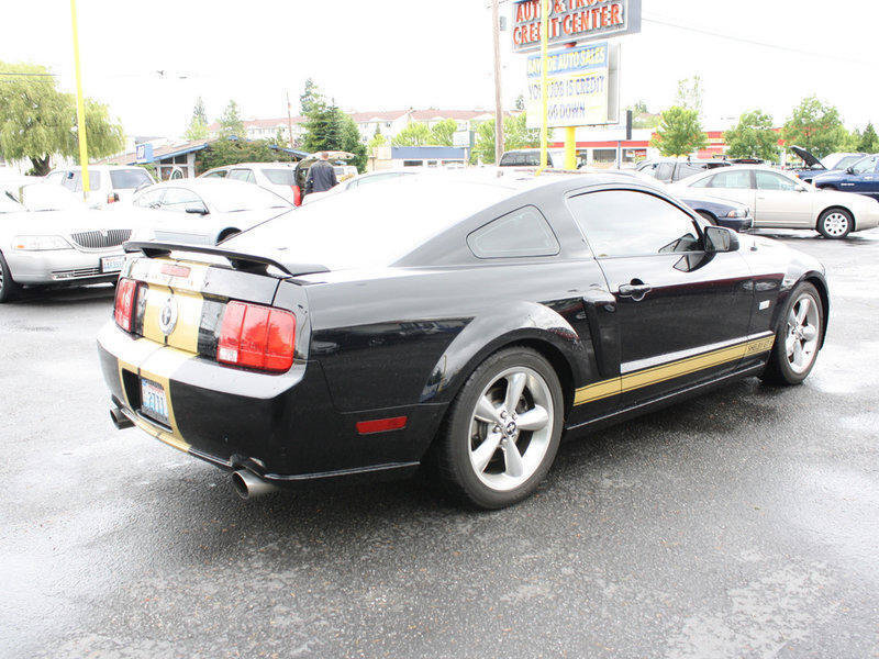 Used 2006 Ford Mustang GT RWD image 8