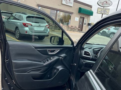 Used 2019 Subaru Forester Premium w/ Popular Package #1 image 10