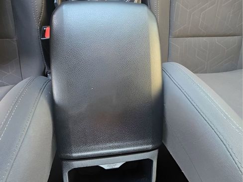 Used 2019 Toyota Tacoma TRD Sport image 59