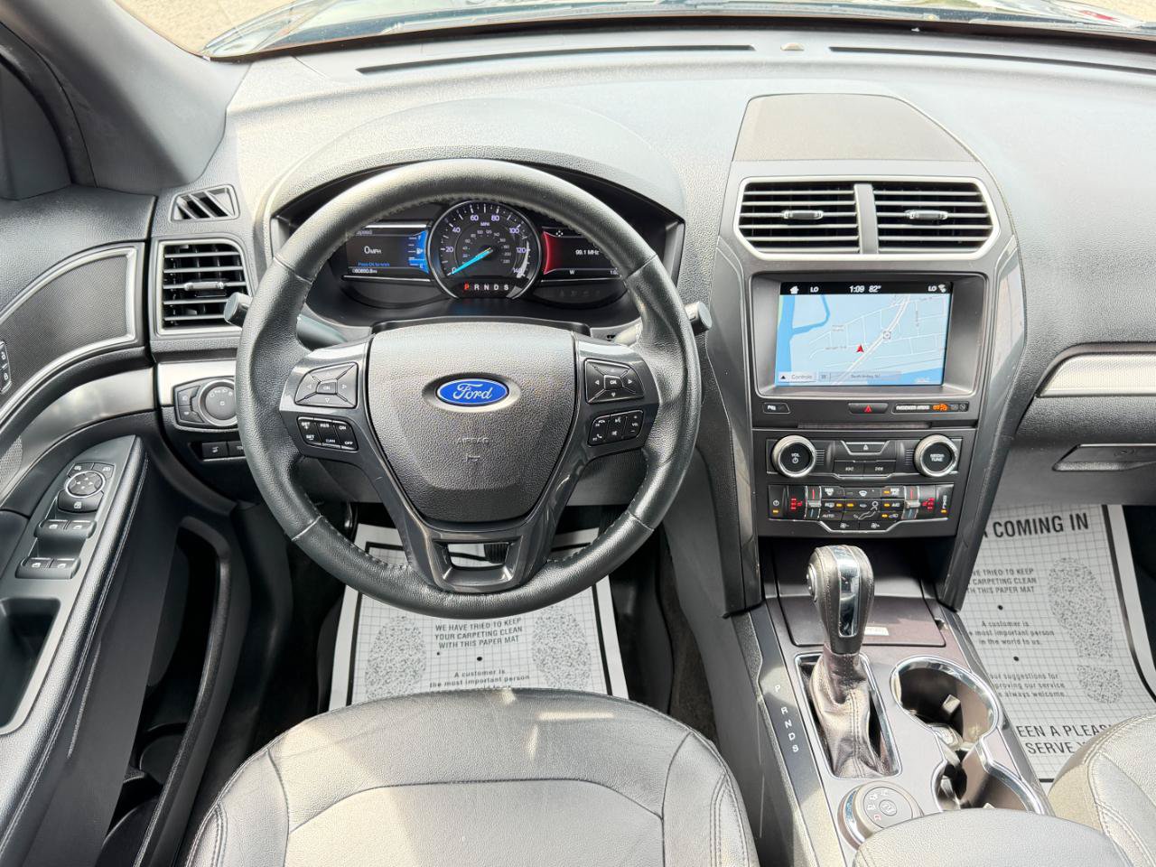 Used 2018 Ford Explorer XLT w/ Equipment Group 202A AWD/4WD image 28