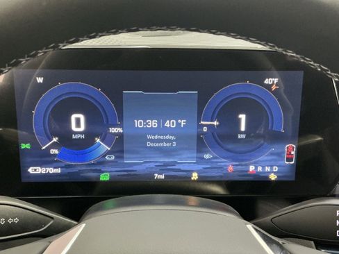 New 2026 Chevrolet Equinox EV LT image 25