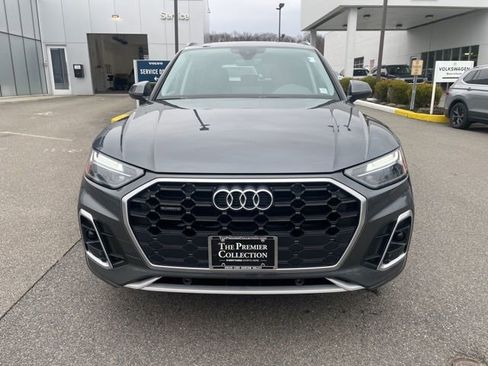 Used 2023 Audi Q5 2.0T Premium w/ Convenience Package image 6