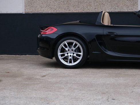 Used 2016 Porsche Boxster image 23
