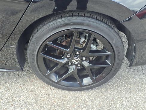 Used 2025 Honda Civic Sport image 25