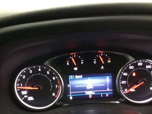 Used 2023 GMC Acadia SLE w/ Driver Convenience Package image 35