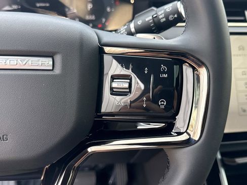 Certified 2025 Land Rover Range Rover Evoque S image 28