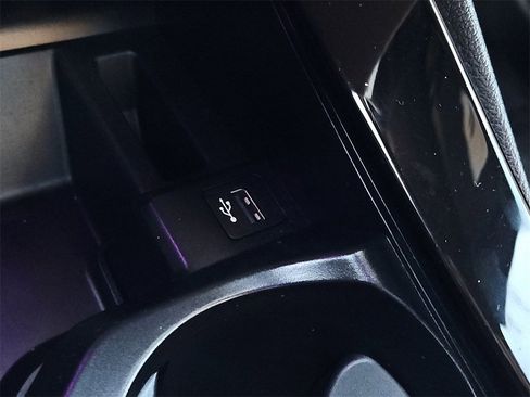 Used 2021 BMW X3 xDrive30i w/ Convenience Package image 19