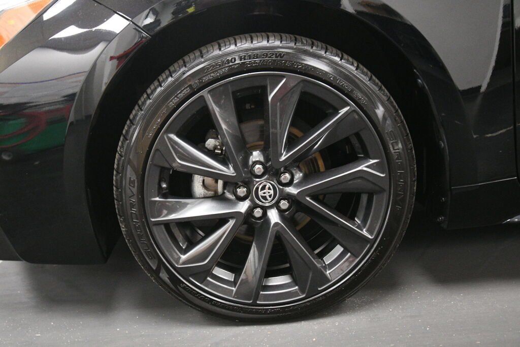 Used 2023 Toyota Corolla SE w/ Carpet Mat Package (TMS) FWD image 31