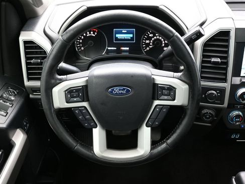 Used 2018 Ford F150 Lariat RWD image 15