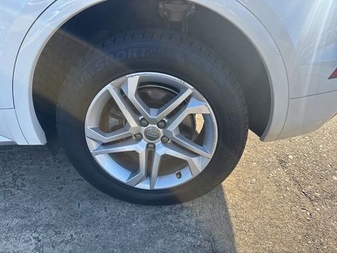 Used 2018 Audi Q5 2.0T Premium AWD/4WD image 30