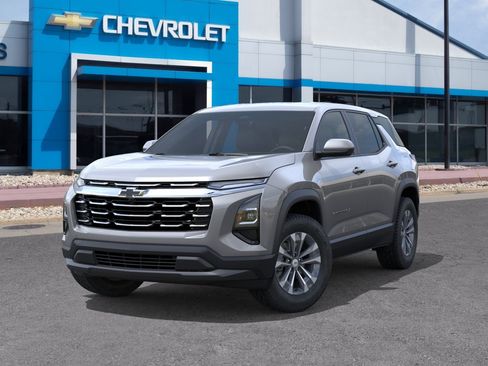 New 2026 Chevrolet Equinox LT FWD image 44