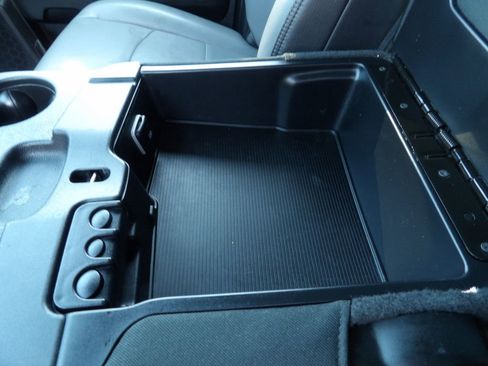 Used 2022 RAM 3500 Tradesman w/ Chrome Appearance Group AWD/4WD image 28