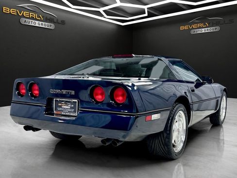 Used 1989 Chevrolet Corvette Coupe RWD image 7
