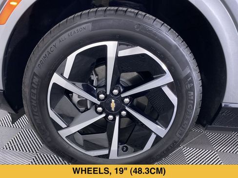 Certified 2024 Chevrolet Equinox EV LT FWD image 14