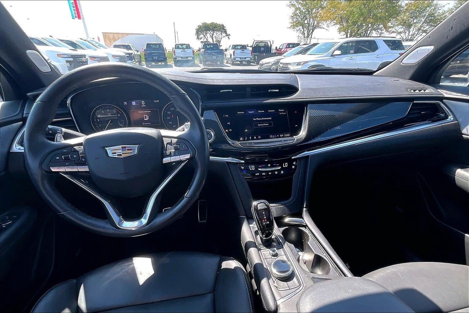Used 2024 Cadillac XT6 Sport w/ Technology Package AWD/4WD image 16