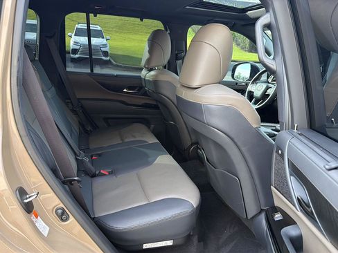Certified 2025 Lexus LX 700h Overtrail AWD/4WD image 13