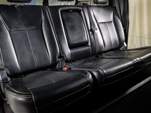 Used 2022 Ford F250 Lariat w/ Black Appearance Package image 31