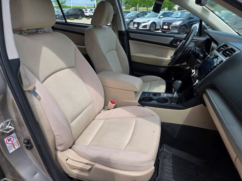 Used 2019 Subaru Legacy 2.5i Premium AWD/4WD image 8
